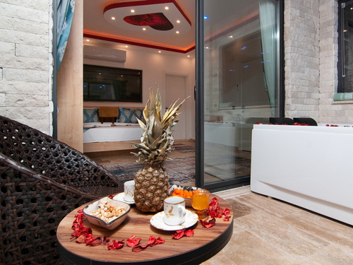  gece  -  Kasım
  | Kalkan Akbel Muhafazakar Villa (4 Kişilik, Doğa İçinde, Isıtmalı Havuz Seçenekli)